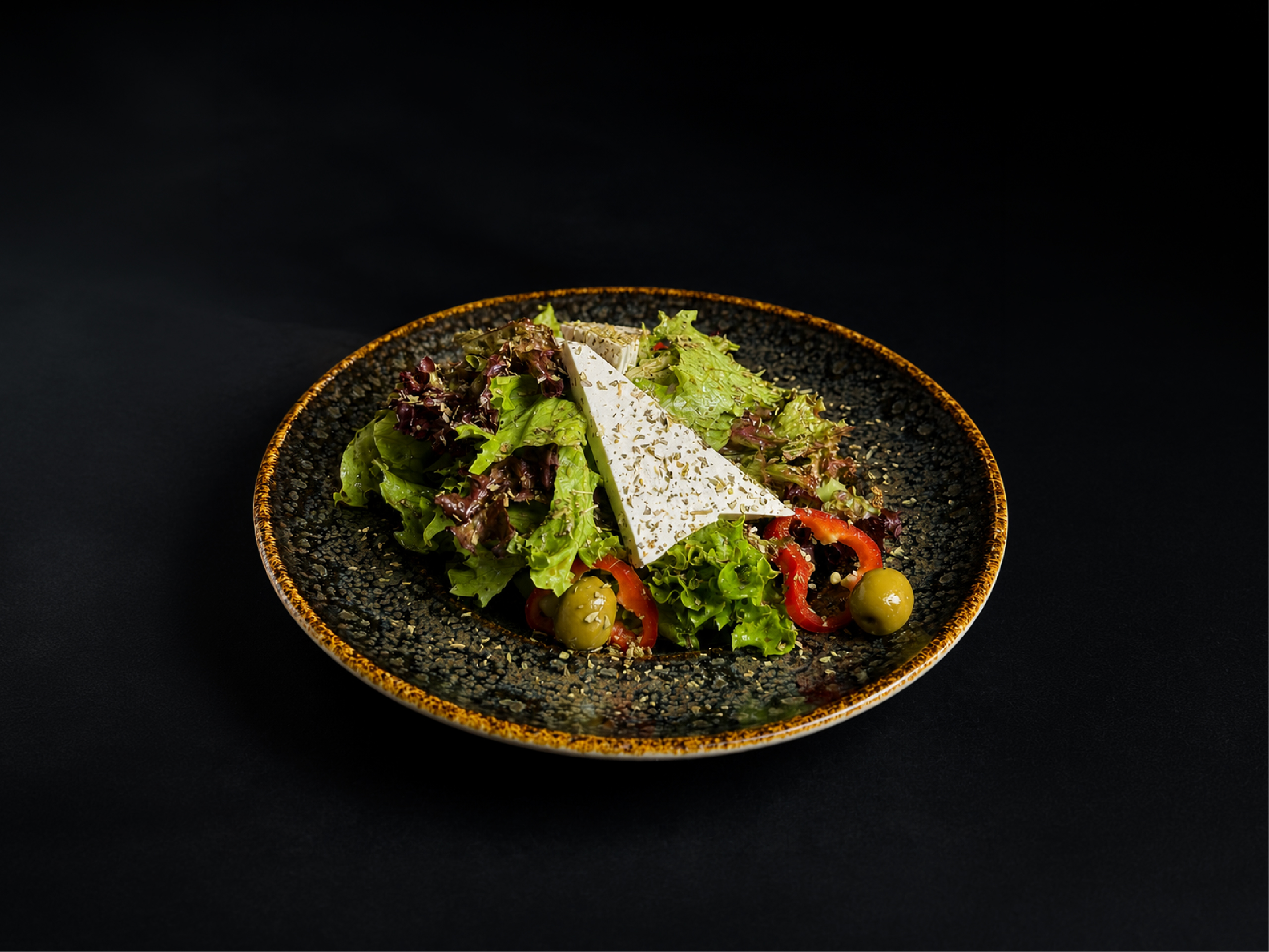QALAQSHI — Georgian dish, fresh salad with sulguni
